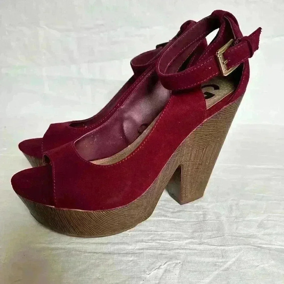 Shoes - G by Guess Sandals Womens 8.5 Strappy Platform Chunky Heel Dark Burgundy